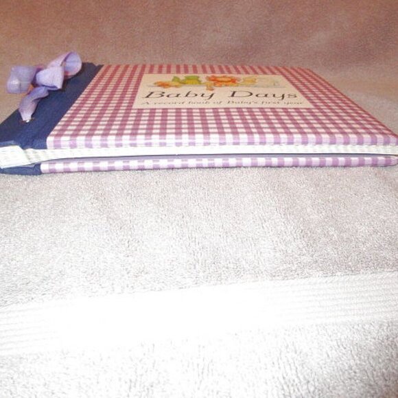 Baby Days Memory Record Book Boy Or Girl First Year Mom Keepsake Shower Gift - Picture 3 of 11